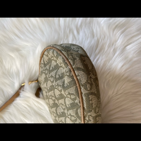 Authentic vintage Dior green trotter mini saddle with coin bag - Picture 5 of 15